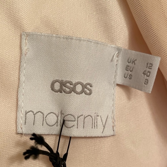 NWT ASOS DESIGN Maternity Dress in Cream chiffon - Picture 3 of 5